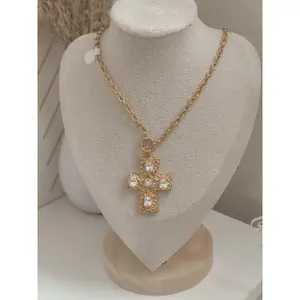 Julia Necklace