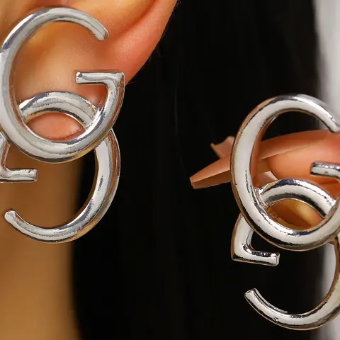 Elegant Twin G Letter Alloy Earrings, Fashionable Studs for Commute and Parties, Trendy Jewelry for Women, Hot Selling Cross-Border Accessories, Elegant Minimalist Earrings, Fashion Jewelry Party
