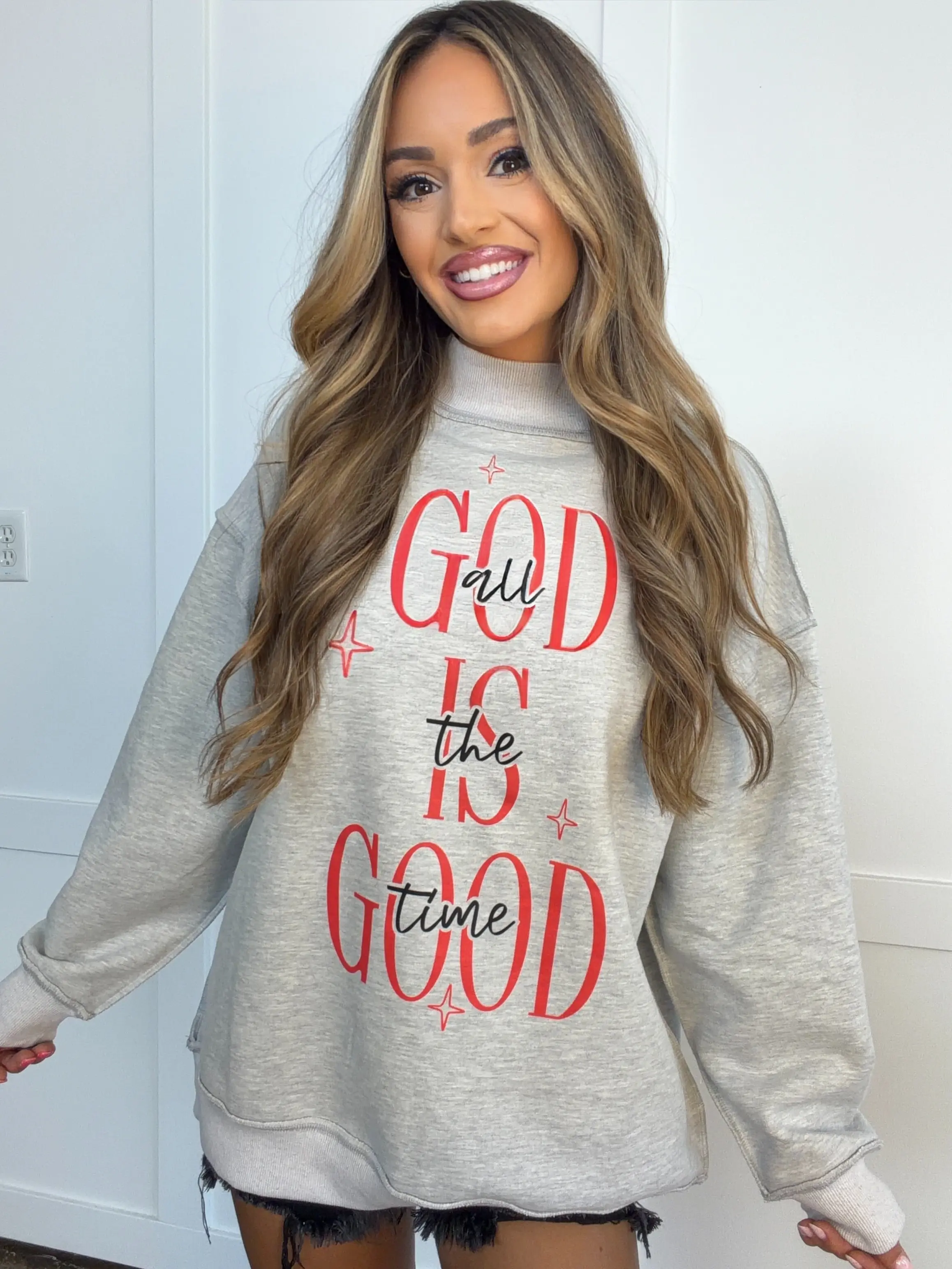 Women's Chic Long Sleeve Stay Faithful Grey Reversible Oversized Mockneck Crew, Denim-Infused Everyday Fabric Top, Sweatshirts