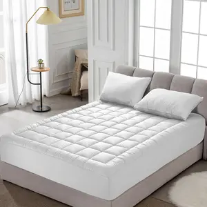 Wecharmer Mattress Pad Quilted Fitted Mattress Protector Cooling Pillow Top Mattress Cover Breathable Fluffy Soft Mattress Topper with 8-21" Deep Pocket