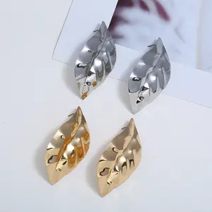 Titanium Steel Pleated Geometric Earrings, New Irregular Stud Earrings, Earrings, Medieval Earrings, Trendy Leaf Metal Jewelry.