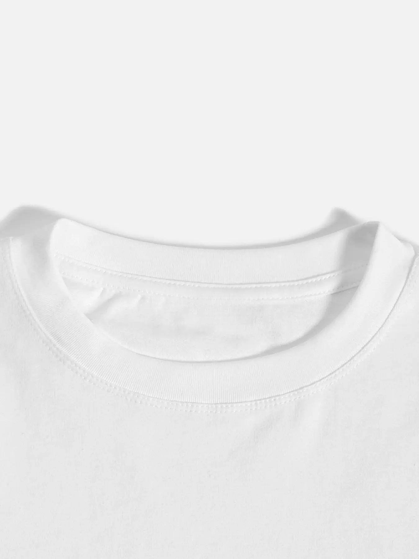 Cowboy Crawfish Vintage Oversized Graphic T-Shirt Beachwear Summer Vacation Western Style Funny Lobster Tee Casual Streetwear Coastal Aesthetic Soft Trendy Outfit Women Holiday Fashion Cute Graphic Tee Comfortable Loose Fit Summer Top Beach Outfit Street