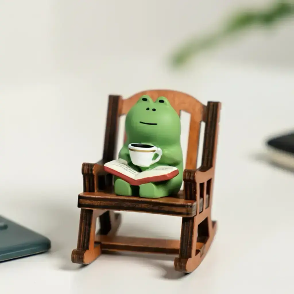 Creative Modern Wooden Mini Frog & Chair Resin Ornament Set, Smooth Decorative Cartoon Animal Statue Craft, Home Office Desk Sculpture Gift Decor, Creative Modern Decoration