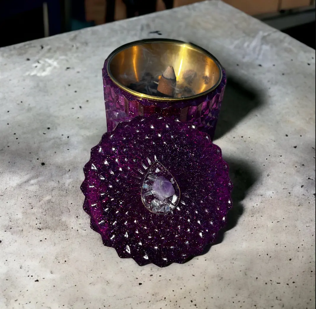 Amethyst Burner Jar - Decorative Tin with Purple Crystals, Ideal for Lighting and Ornaments