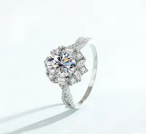 #38 (Oval 2CT) 925 Sterling Silver Synthetic Moissanite Ring