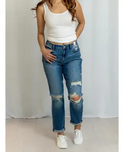 Judy Blue Mid Rise Boyfriend Jeans