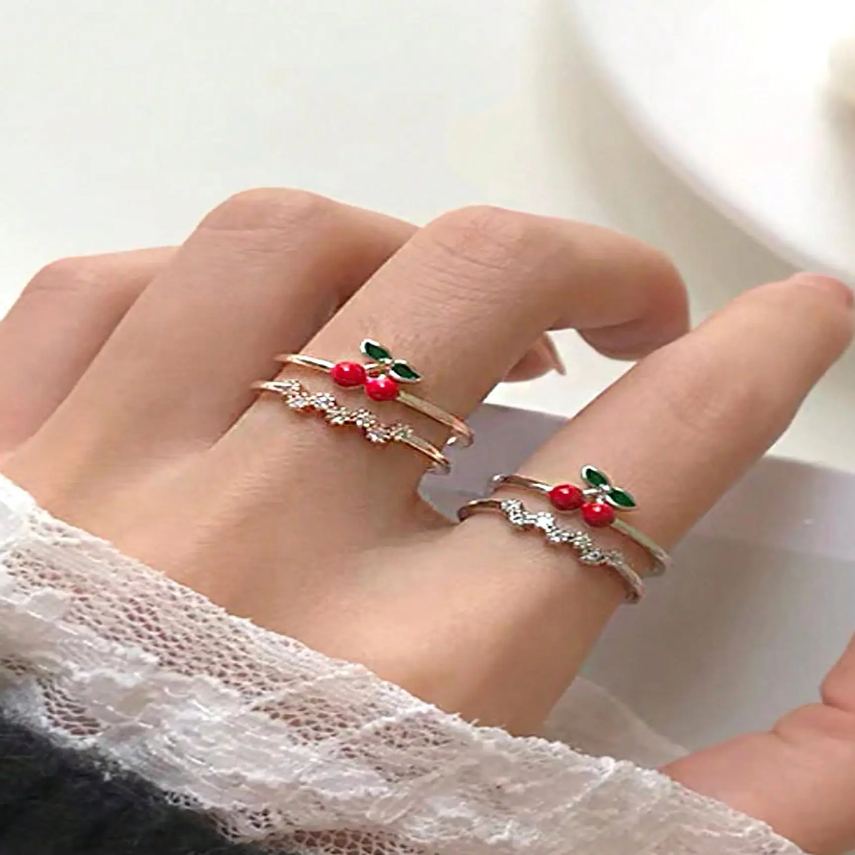 1pcs Lovely Girls ladies Jewelry Food Open For Sweet graceful band Luxury Strawberry Cherry Fruit Gift resizable
