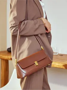 Split Leather Elegant Women's Shoulder Bag, Flip Bag, Natural Textured Split Leather, Full Of Texture, Simple Storage, Essential for Daily Travel, Commuting