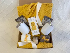 CUSTOM IN DESCRIPTION, Wedding Gift Box for Couples, Engagement Gift Basket, Housewarming Gift Set, Anniversary, Friends, Parents, New Homeowners First Home Gift