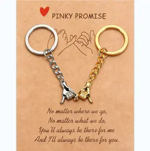 Valentine‘s Day Gift Keychain - Interlocking Hands Pendant on Gold-Tone Alloy Chain, Couple’s Hand-in-Hand Keyring