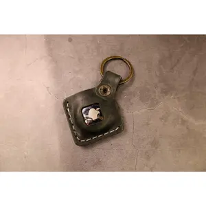 Leather AirTag Keychain - Evergreen