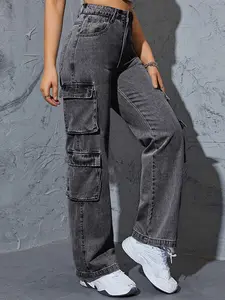 Black Cargo Jeans - Womens Y2K Jean Pants Everyday Casual and Comfortable Streetwear Womenswear Aesthetics Dress