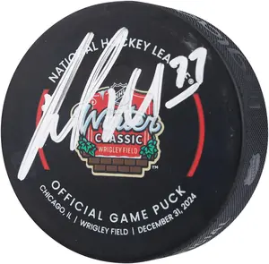Pat Maroon Chicago Blackhawks Autographed 2025 NHL Winter Classic Official Game Puck - Fanatics Authentic Certified