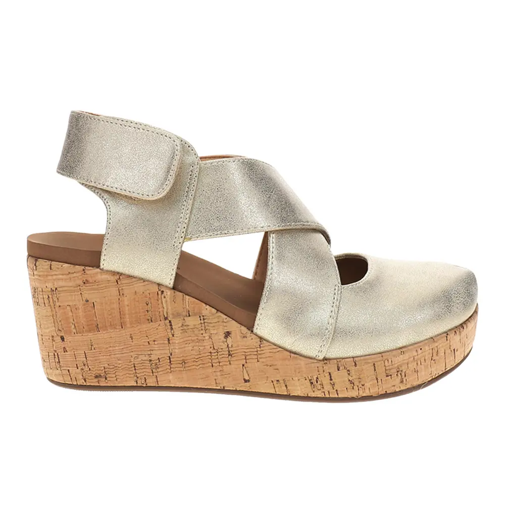 Corkys Womens Case Closed  Casual Sandals Casual Mid Heel 2-3" - Gold