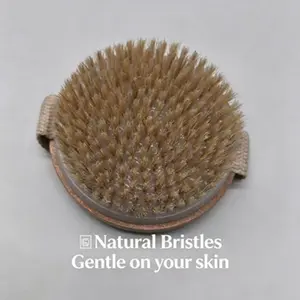 Handheld Massage Bath Brush, Soft Bristle Body Scrubber, Round Shower Brush, Exfoliating Brush, Pig Hair Exfoliator, Shower Bath Tool, Perfect for Relaxing Baths