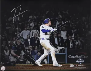 Freddie Freeman Los Angeles Dodgers Autographed 16" x 20" 2025 World Series Game 3 Walk-Off Home Run Photograph - Fanatics Authentic Certified