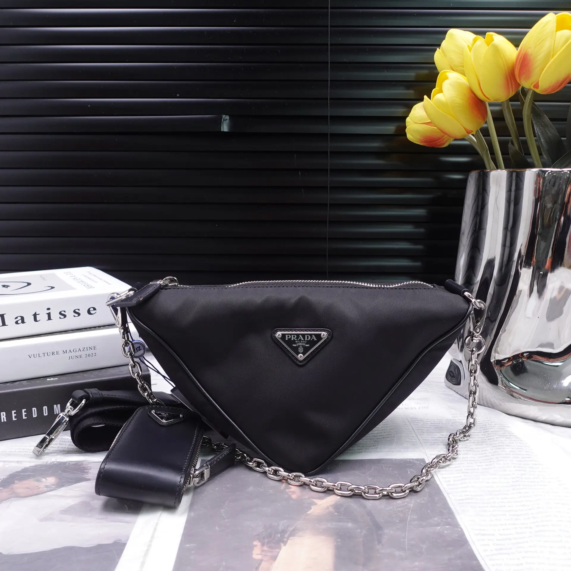 Pre-owned PRADA Nylon Shoulder Bags Triangle Black Shoulder Bag T10354240