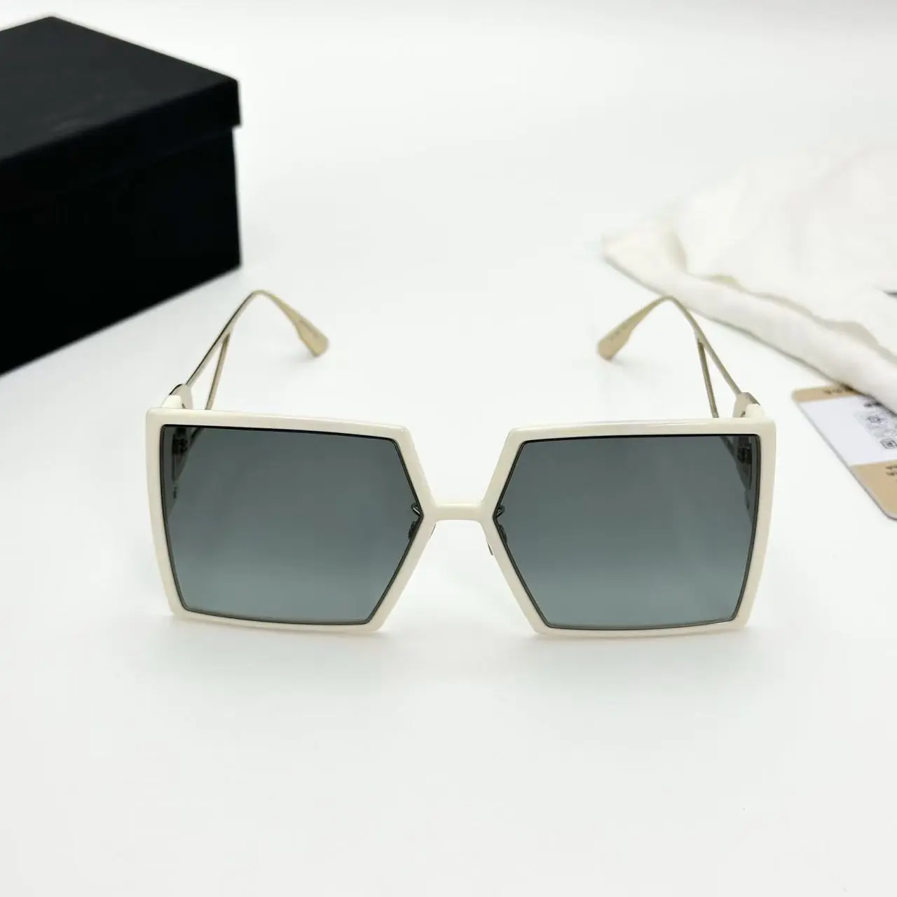 Pre-owned DIOR Square Frame Eyeglasses SZ3042605081202