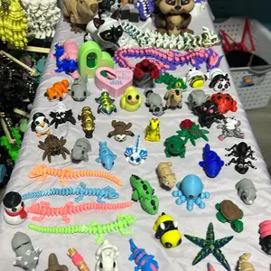 Variety of 3D Prints - Assorted Designs with Unique Characteristics, Including Various Scales, Pets & Unique Shapes