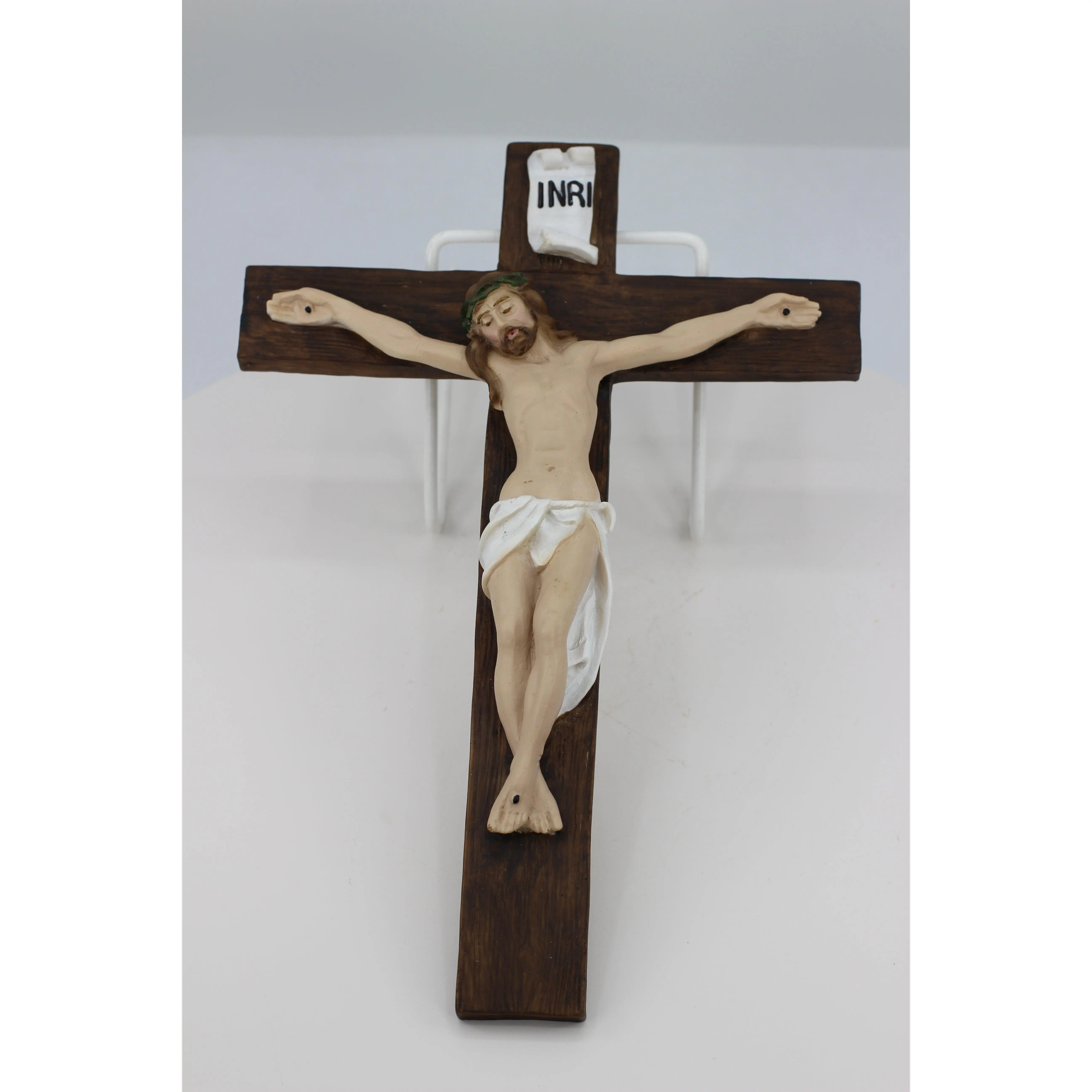 Cross by the Faith Gift Shop / Cristo Crucificado Cruz