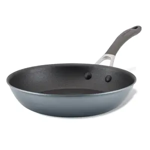 10-Inch Frying Pan: Nonstick ScratchDefense™ Fry Pan