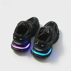 LED Light Up Shoes, Men Women Sports Casual Luminous Sneakers