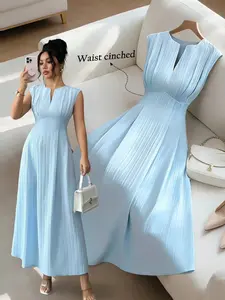 Elegant Minimalist V-Neck Short Sleeve A-Line Midi Dress, Summer Chic Womenswear, Beach Holiday Dresses, Casual Waist Cinch Design, Perfect for Everyday Wear, Comfortable and Stylish