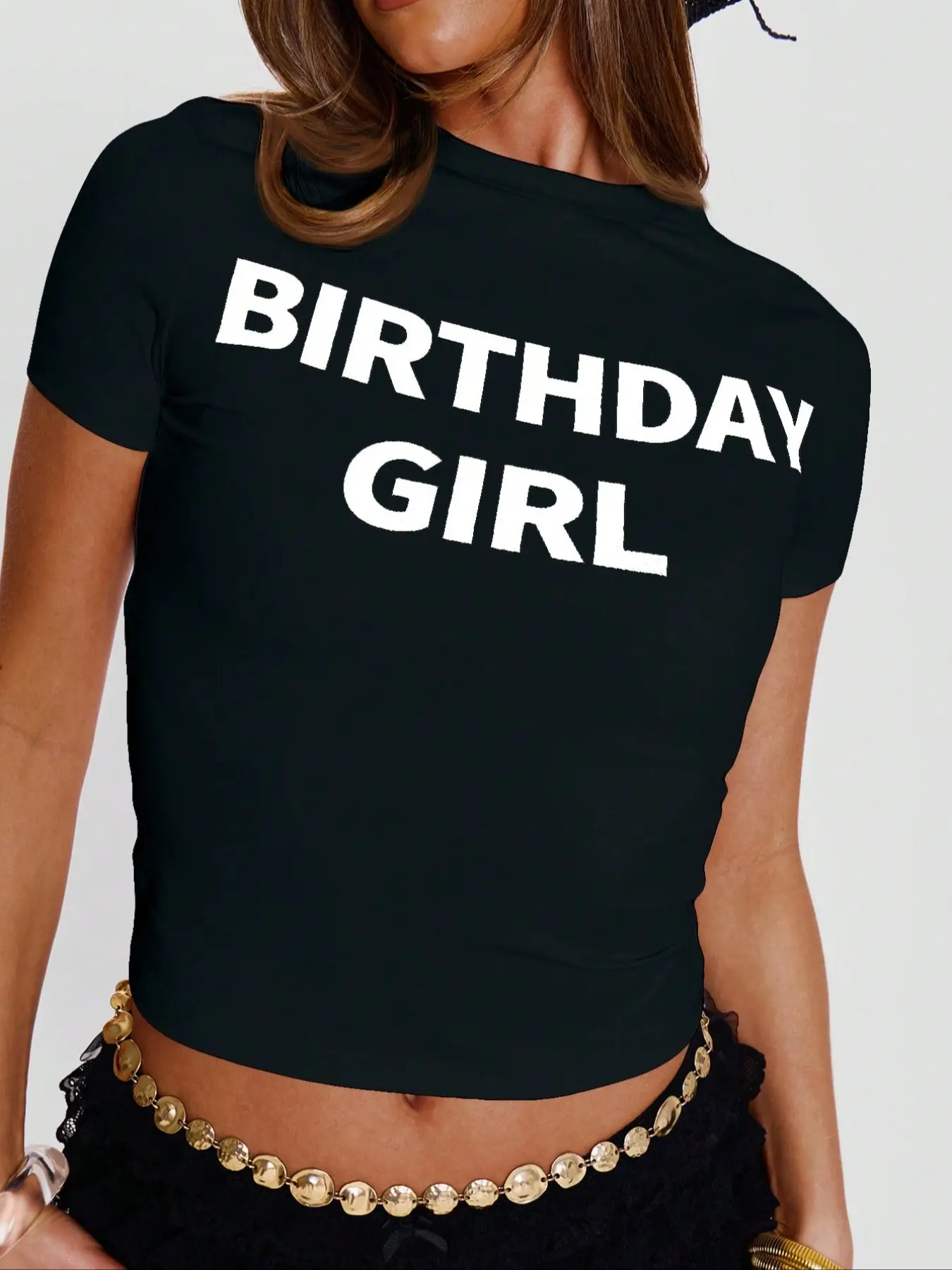 Street Style Birthday Girl Letter Print Short Sleeve Cropped Women's Crop Top, Sexy Slim-Fit Summer Casual Streetwear T-Shirt for All Seasons, Womenswear Letter Printed Tee