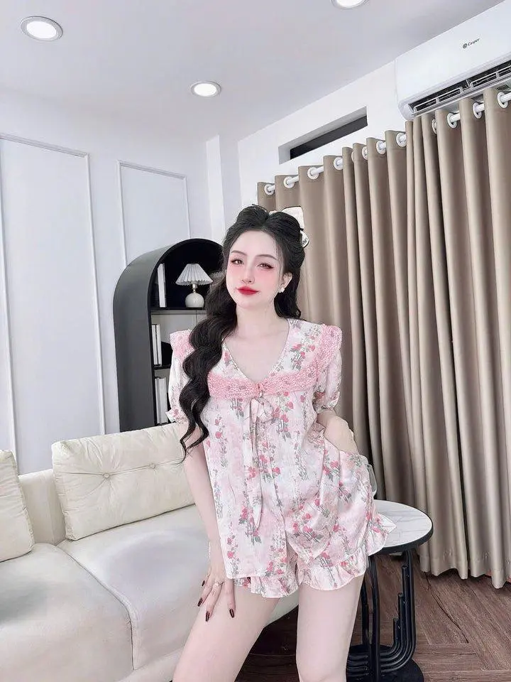 (Size M. 90-120 lbs) Cute Short Sleeved Latin Silk Pajama Set