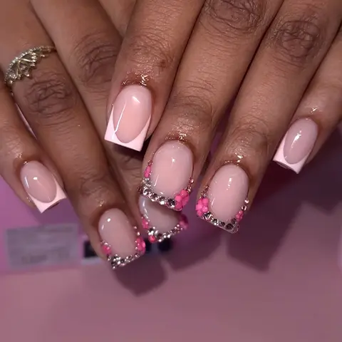 24pcs Short Square Press-On Nails, French Lace Glitter Design, Includes Jelly Glue & Nail File, Reusable for Parties and Daily Wear, DIY Nail Art, DIY Fake Nails