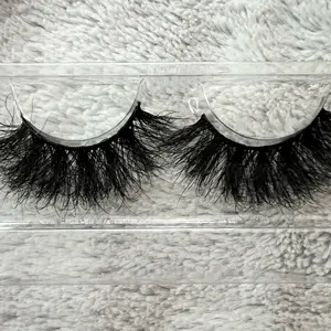 Enchanted Curves mink lashes