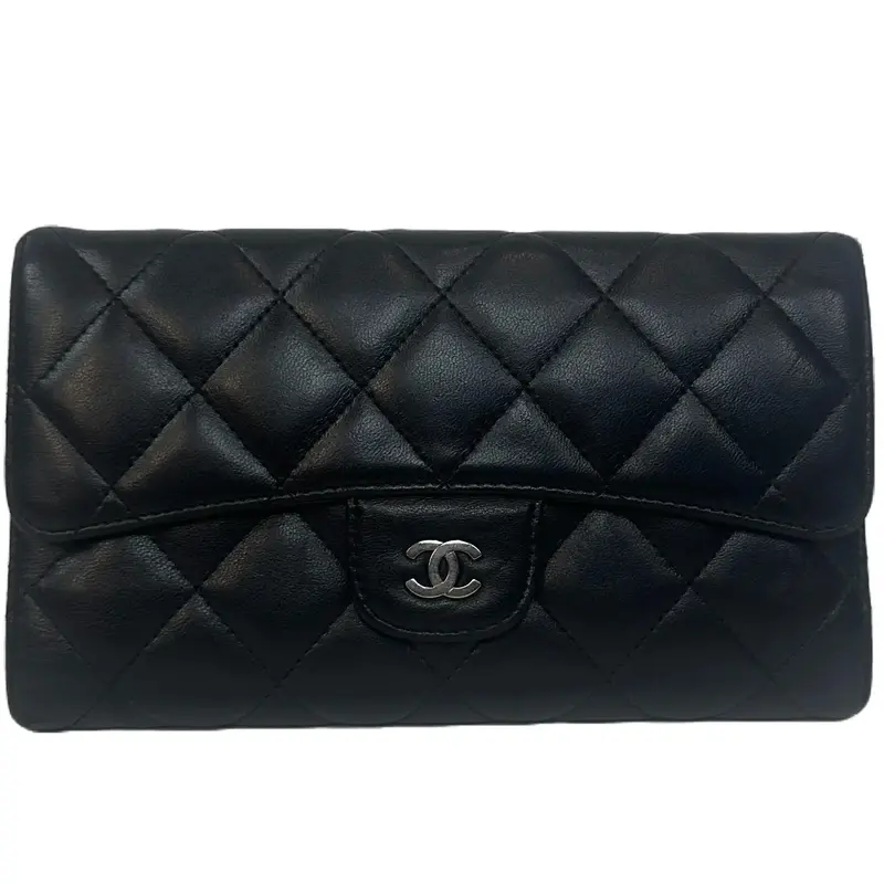 Pre-owned CHANEL leather Small Leather Goods Lambskin Matelasse Bi fold Long Black Wallet