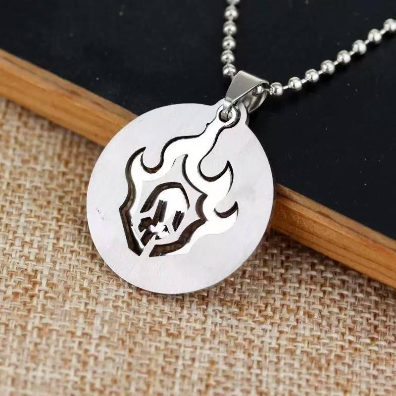 Bleach Ichigo Kurosaki Flame Detachable Necklace, Hollow Fire Pendant, Anime Cosplay Jewelry for Bleach Fans