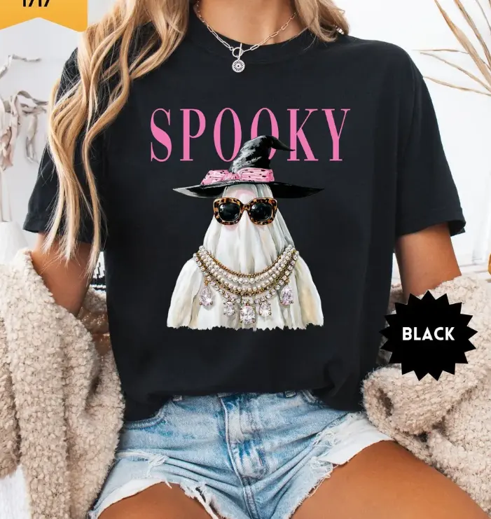 Women's Short-Sleeve Casual Witch Hat Ghost Graphic T-Shirt - Comfortable Everyday Halloween Garment