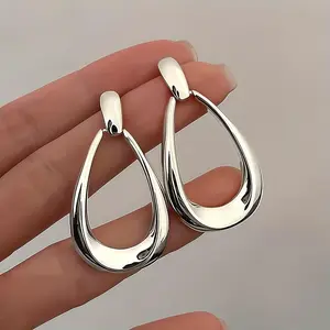 Women's Hypoallergenic Thin Oval Interlocking Hoop Earrings - Fade-Resistant Minimalist, Delicate Comfortable Jewelry for Sensitive Skin, Daily Wear & Parties, Elegant Gift for Ladies, Thin Oval Earrings
