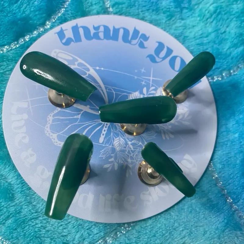 Emerald Green Press On Nails - Simple Design for Your Collection