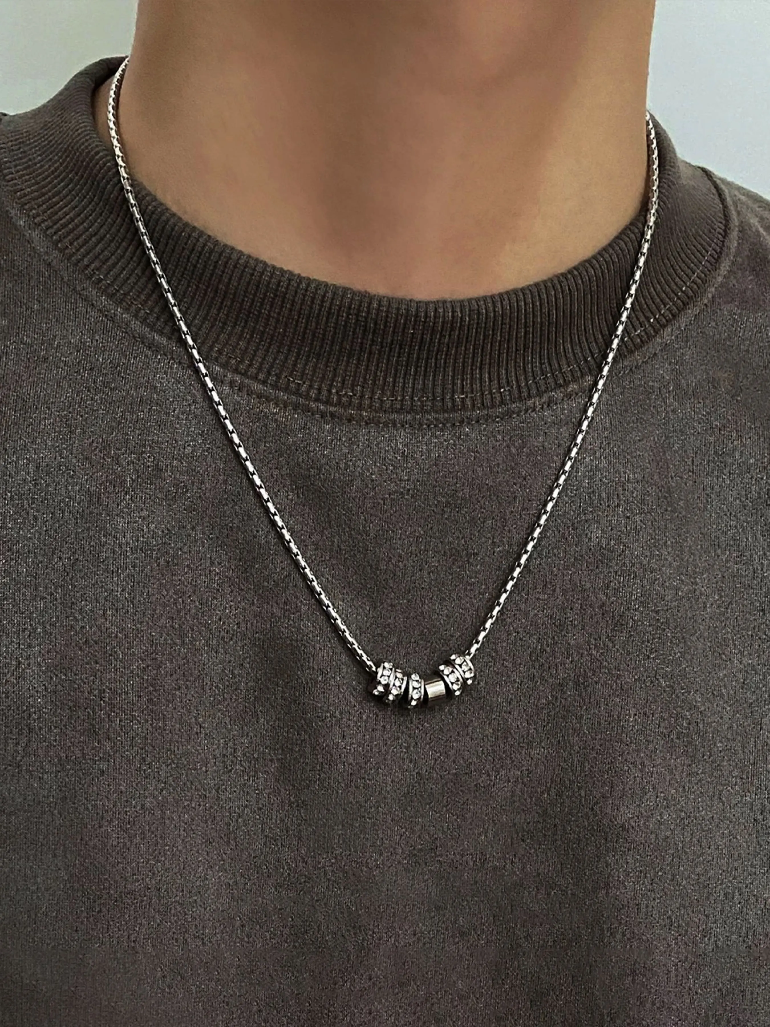 Hiphop Street Style Zircon Pendant Necklace, Trendy Charms Necklace, Unisex Fashion Design, Perfect Gift for Special Occasions, Versatile Accessory