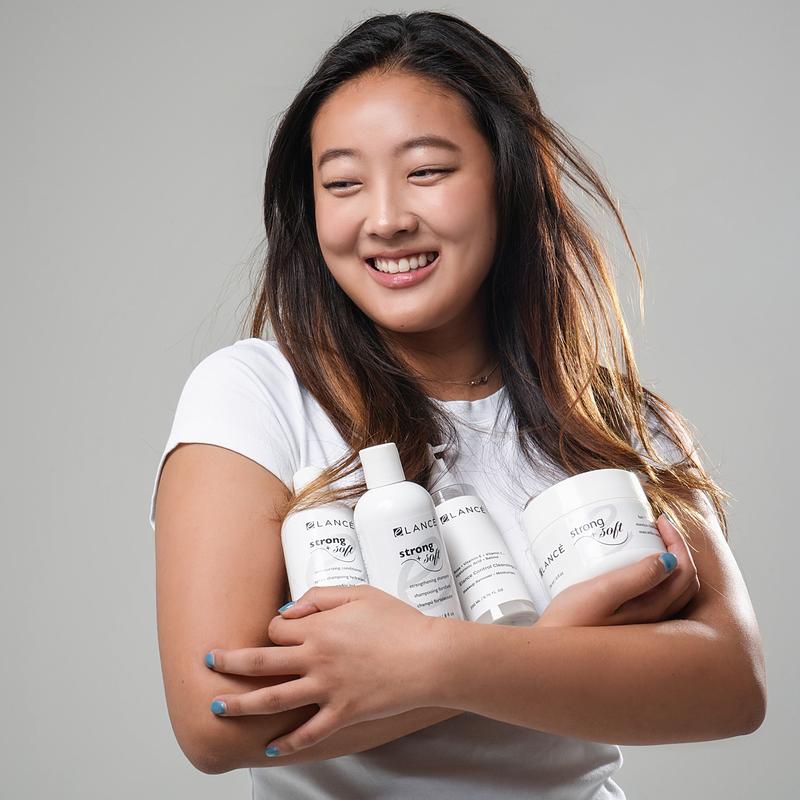 eLANCÉ Premium Strengthening Trio – Complete Nutrition and Softness Treatment with a Silky Effect, Natural Shine, and Hair That Looks Visibly Healthier from the First Use.