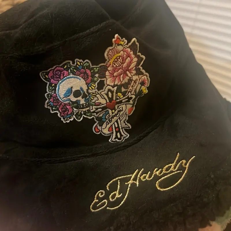 Ed Hardy Bucket Hat - Black Sherpa 100% Cotton with  display picture 2