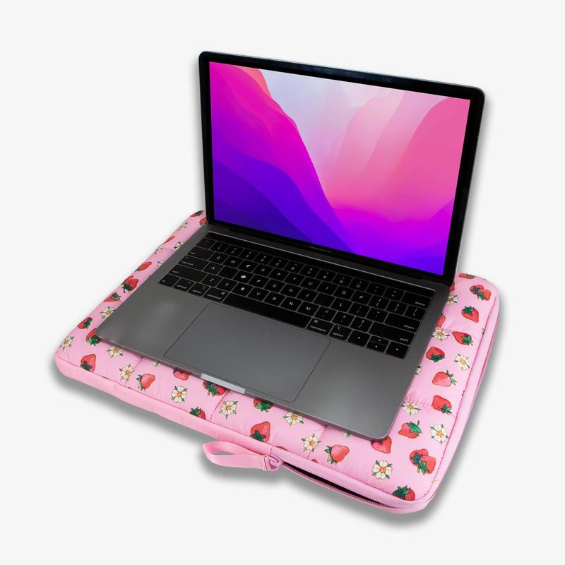 Puffy Laptop Sleeve - Strawberry Shortcake™ Vintage