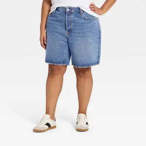 Women's Mid-Rise Bermuda Jeans Shorts - Universal Thread Medium Wash 22