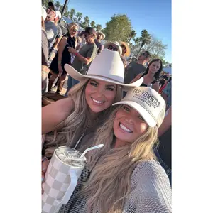 Cowboy Trucker Hat in Cream