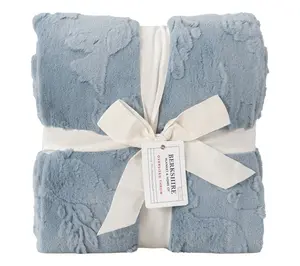 Berkshire Holiday Icon Jacquard Grace Fur 60x70 Throw Berkshire Holiday Icon Jacquard Grace Fur 60x70 Throw