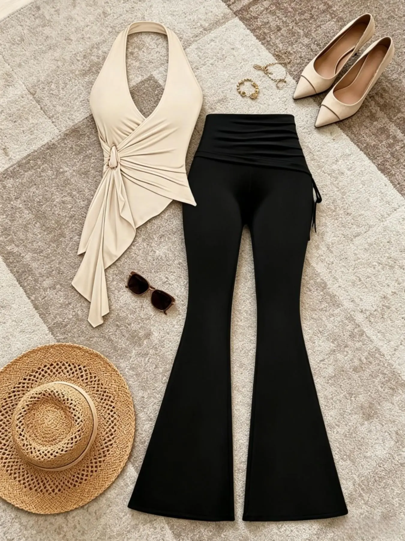 Women's Casual Graphic Suit, Pants Top Set, Slim-Fitting Sleeveless Halter Neckline Top & Pleated Bell Bottoms, Comfortable Breathable Fabric, Versatile Two-Piece Set