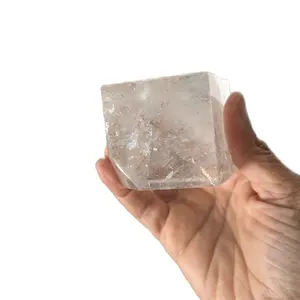 Clear Quartz Cube with Stunning Rainbows Transparent Appearance & Vibrant Colors for Versatile Use Natural Beauty Color Enhancement Crystal Home Decorative Accent