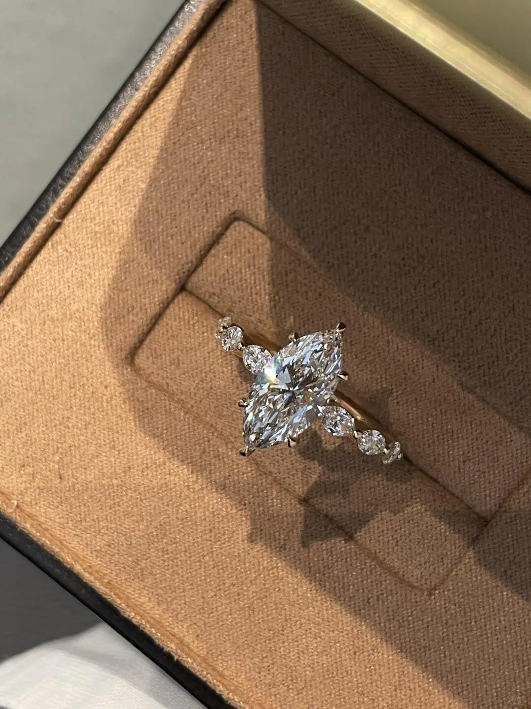 3-carat star leaf horse eye diamond ring GRA moissanite ring French light luxury women's niche design proposal women's ring wedding ring