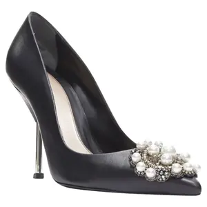 Pre-owned Alexander McQueen Women's Alexander McQueen pearl metal embellished stiletto pumps by Rebag