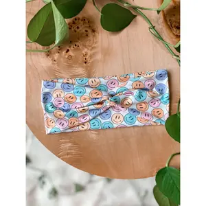 Twistband™ - Colorful Smiley Faces