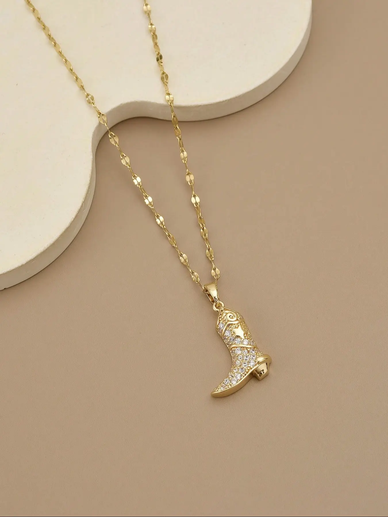 Women's Western Cowboy Boot Pendant Necklace, Boho Style Necklace, Stainless Steel Hollow Out Design, Vintage Unique Fashion Jewelry Accessory, Fashion Jewelry Party