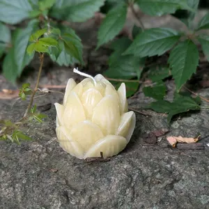 Small Lotus Soy Wax Ritual Candles - Unique Flower Shape Candle Design in Customizable Colors and Scents for Personalized Decor Ornaments